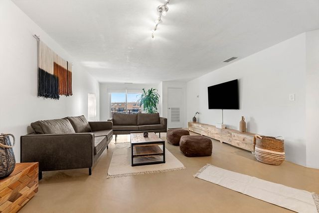 150 Lynnway 503, Lynn, MA 01902