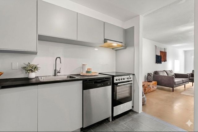 150 Lynnway 503, Lynn, MA 01902