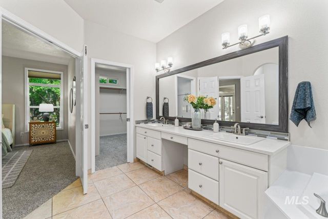 1053 N Elkriver Way, Eagle, ID 83616