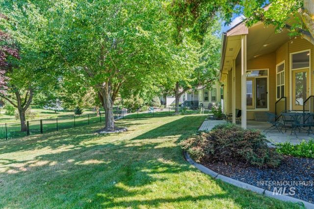 1053 N Elkriver Way, Eagle, ID 83616