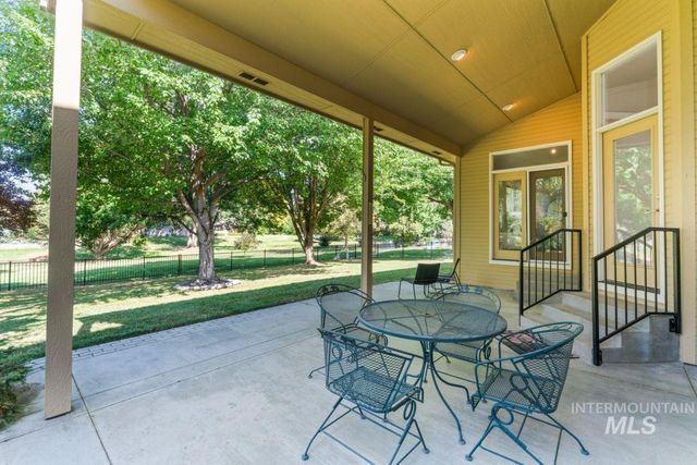 1053 N Elkriver Way, Eagle, ID 83616