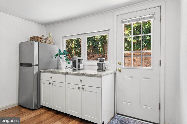 273 KALOS ST, Philadelphia, PA 19128