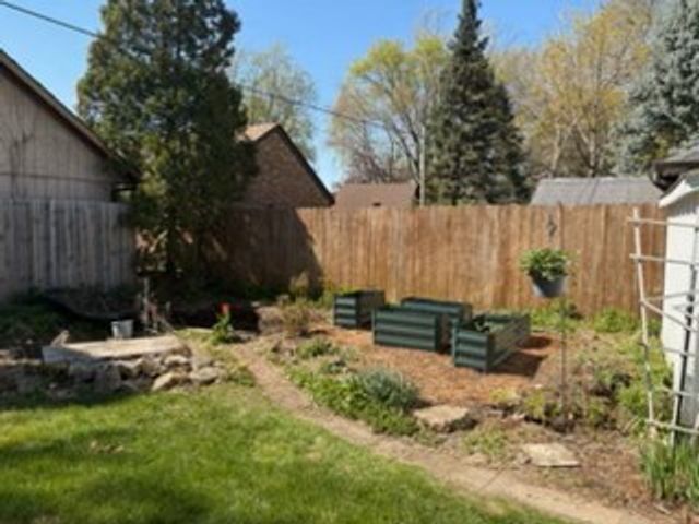 12 N Du Bois Avenue, Elgin, IL 60123