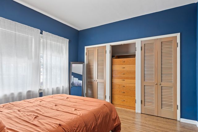 12 N Du Bois Avenue, Elgin, IL 60123