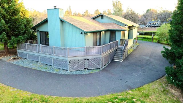 13033 Clements Road, Groveland, CA 95321