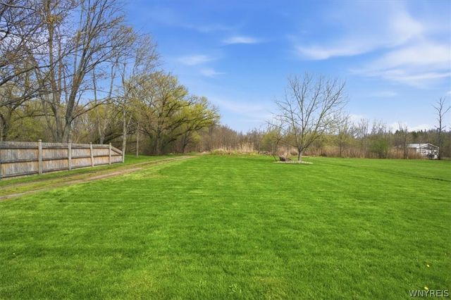 789 Alt Boulevard, Grand Island, NY 14072