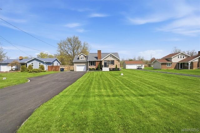 789 Alt Boulevard, Grand Island, NY 14072