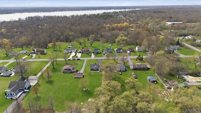 789 Alt Boulevard, Grand Island, NY 14072