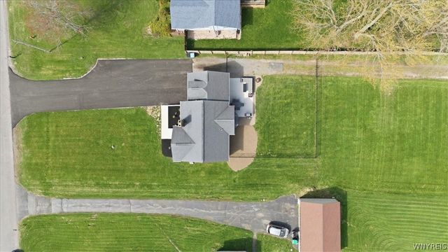 789 Alt Boulevard, Grand Island, NY 14072