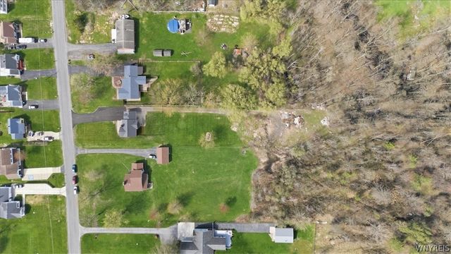789 Alt Boulevard, Grand Island, NY 14072