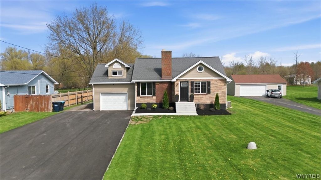 789 Alt Boulevard, Grand Island, NY 14072