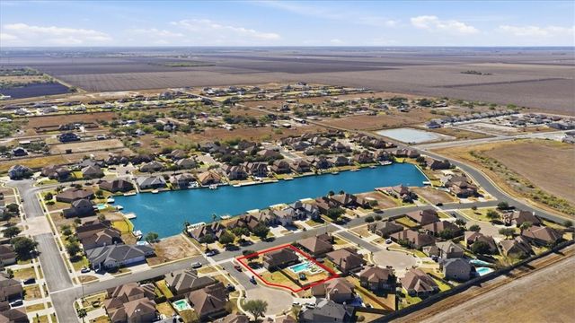 3721 Lake Hawkins, Robstown, TX 78380