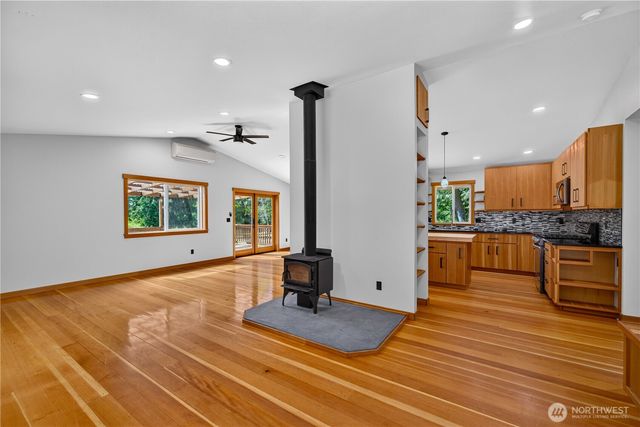 5621 Paradise Lane, Anacortes, WA 98221