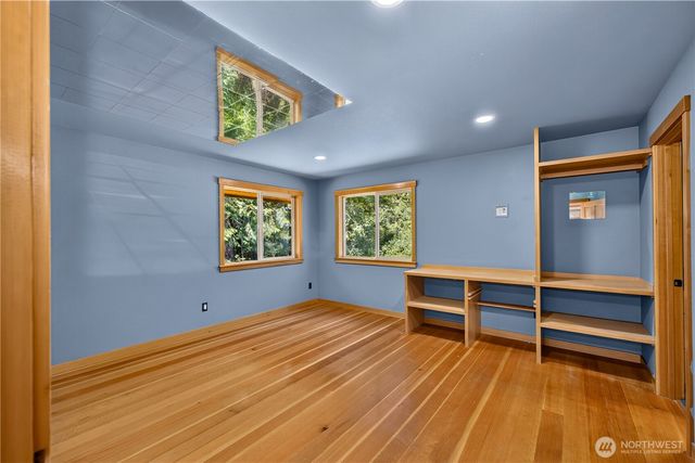 5621 Paradise Lane, Anacortes, WA 98221