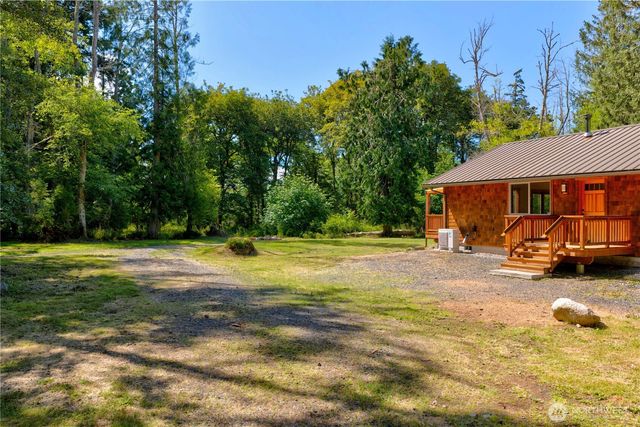 5621 Paradise Lane, Anacortes, WA 98221