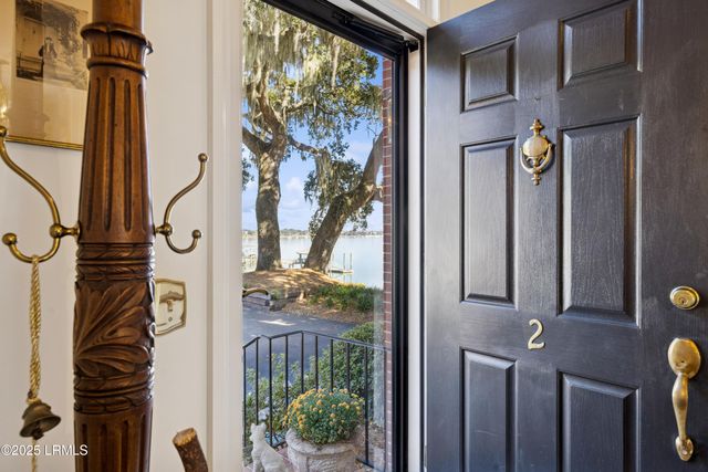 895 Ribaut Rd Apt 2, Beaufort, SC 29902