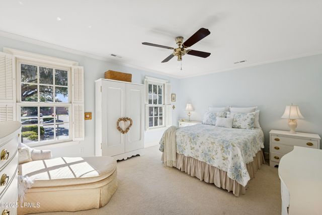 895 Ribaut Rd Apt 2, Beaufort, SC 29902