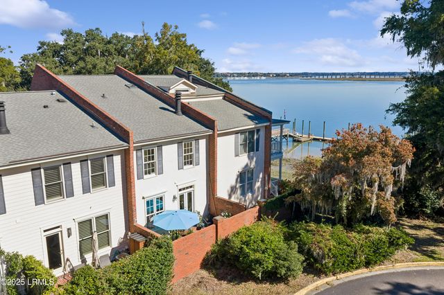 895 Ribaut Rd Apt 2, Beaufort, SC 29902