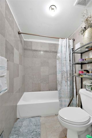 34 Tamarack Street, Central Islip, NY 11722