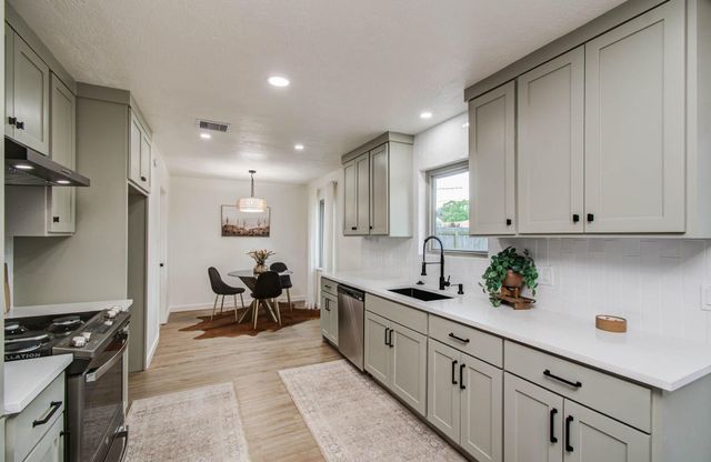 2809 Spa Drive, Deer Park, TX 77536