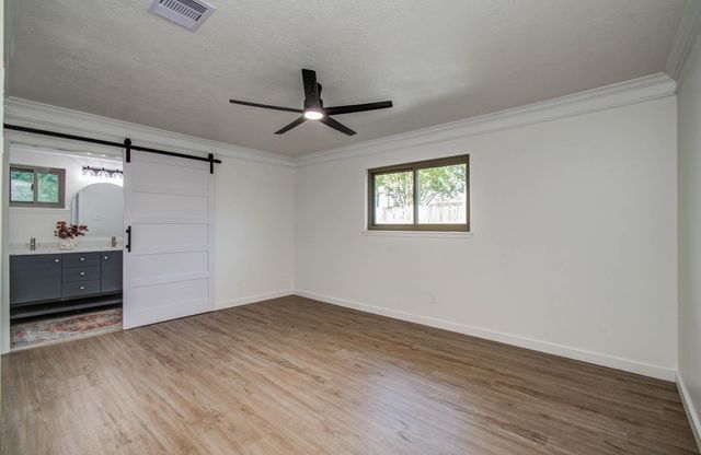 2809 Spa Drive, Deer Park, TX 77536