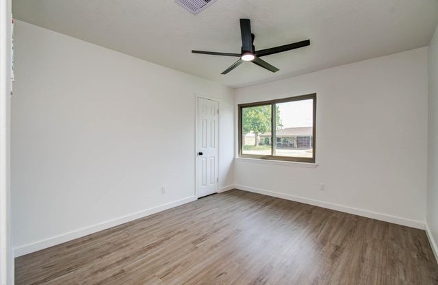 2809 Spa Drive, Deer Park, TX 77536