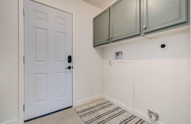 2809 Spa Drive, Deer Park, TX 77536