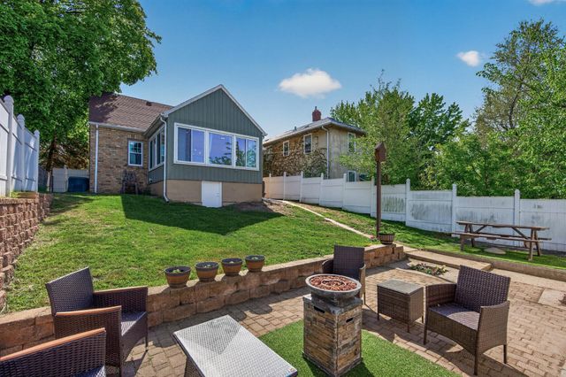 4048 17th Avenue S, Minneapolis, MN 55407