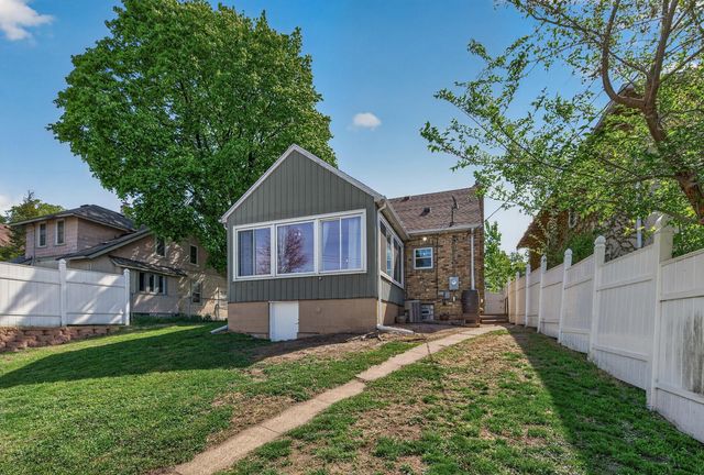 4048 17th Avenue S, Minneapolis, MN 55407