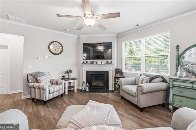 401 Valley View Circle, Dallas, GA 30132