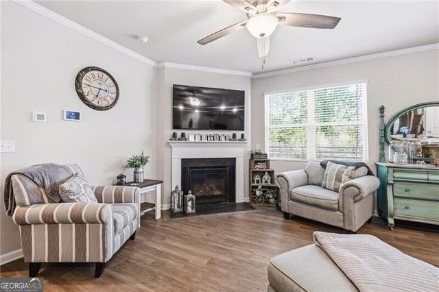 401 Valley View Circle, Dallas, GA 30132