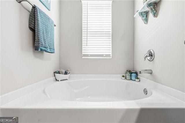 401 Valley View Circle, Dallas, GA 30132