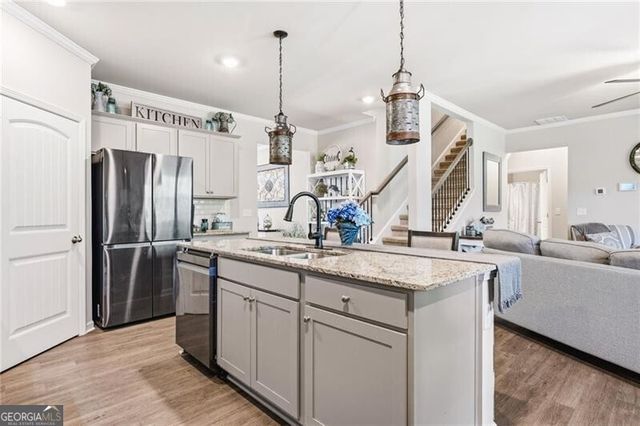 401 Valley View Circle, Dallas, GA 30132