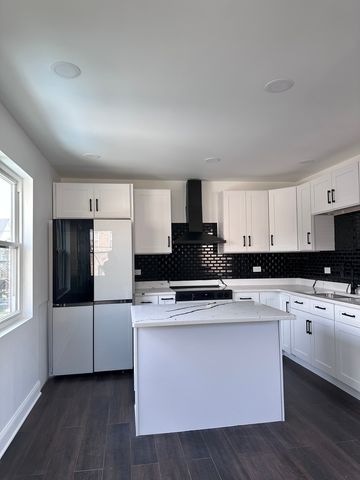 3412 W 13th Place 2, Chicago, IL 60623