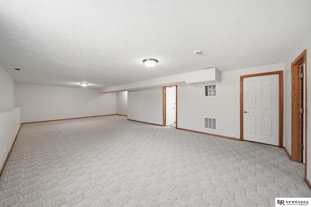 1840 Chloe Lane, Lincoln, NE 68512