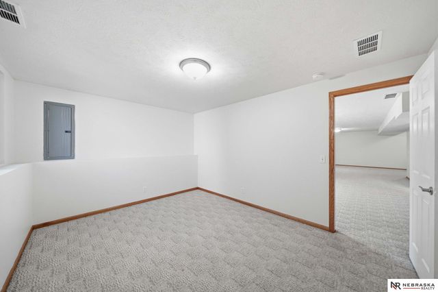 1840 Chloe Lane, Lincoln, NE 68512
