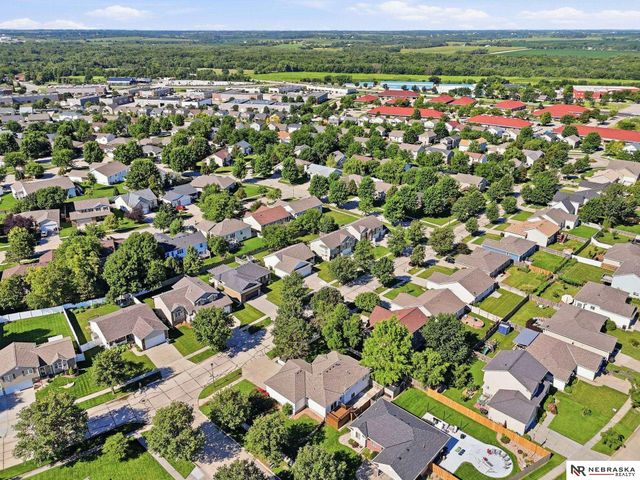 1840 Chloe Lane, Lincoln, NE 68512