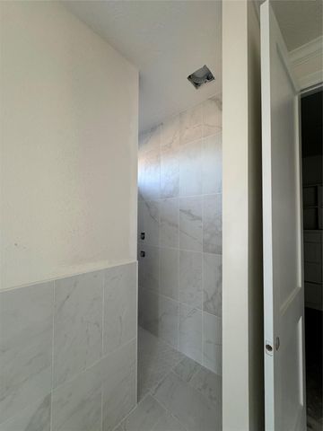 2324 Storyteller Court, College Station, TX 77845