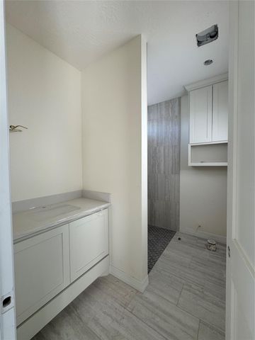 2324 Storyteller Court, College Station, TX 77845