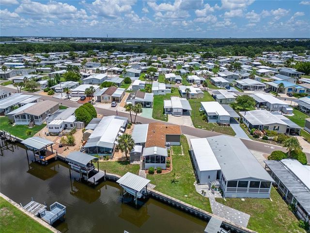108 W SAINT ANNES CIRCLE, Apollo Beach, FL 33572
