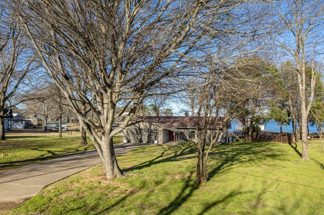 312 Pebble Beach Drive, Trinidad, TX 75163