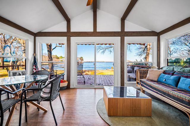 312 Pebble Beach Drive, Trinidad, TX 75163