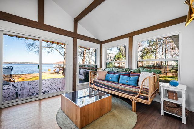 312 Pebble Beach Drive, Trinidad, TX 75163