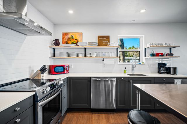 312 Pebble Beach Drive, Trinidad, TX 75163