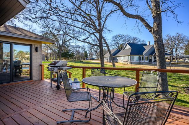 312 Pebble Beach Drive, Trinidad, TX 75163