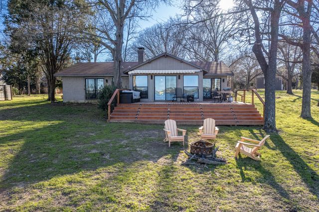 312 Pebble Beach Drive, Trinidad, TX 75163