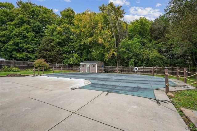 106 Resseguie Dr, Van Buren, NY 13209