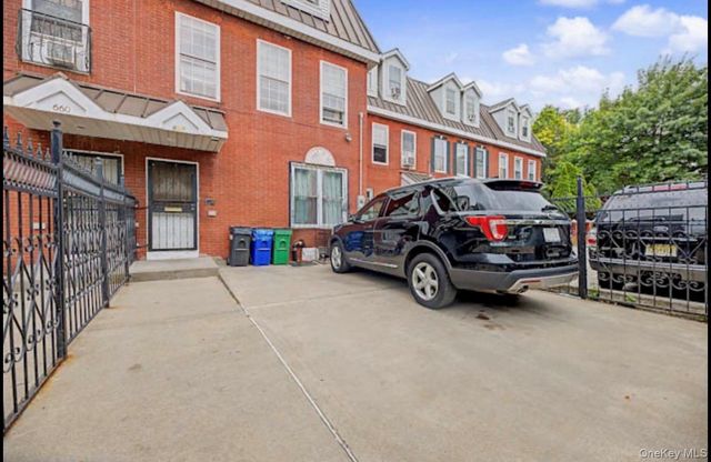 658 Beck Street, Bronx, NY 10455
