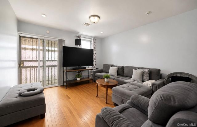658 Beck Street, Bronx, NY 10455