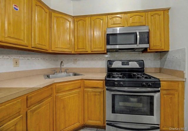 658 Beck Street, Bronx, NY 10455